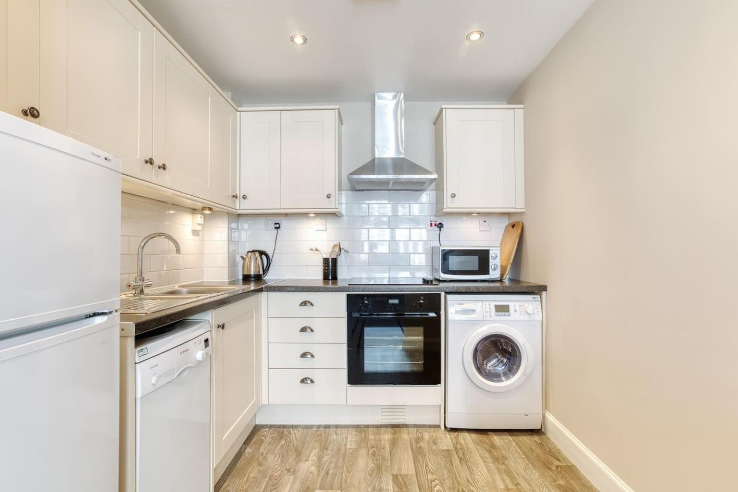West Port - 2Br In The Heart Of The Old Town Just Off The Grassmarket إدنبرة المظهر الخارجي الصورة