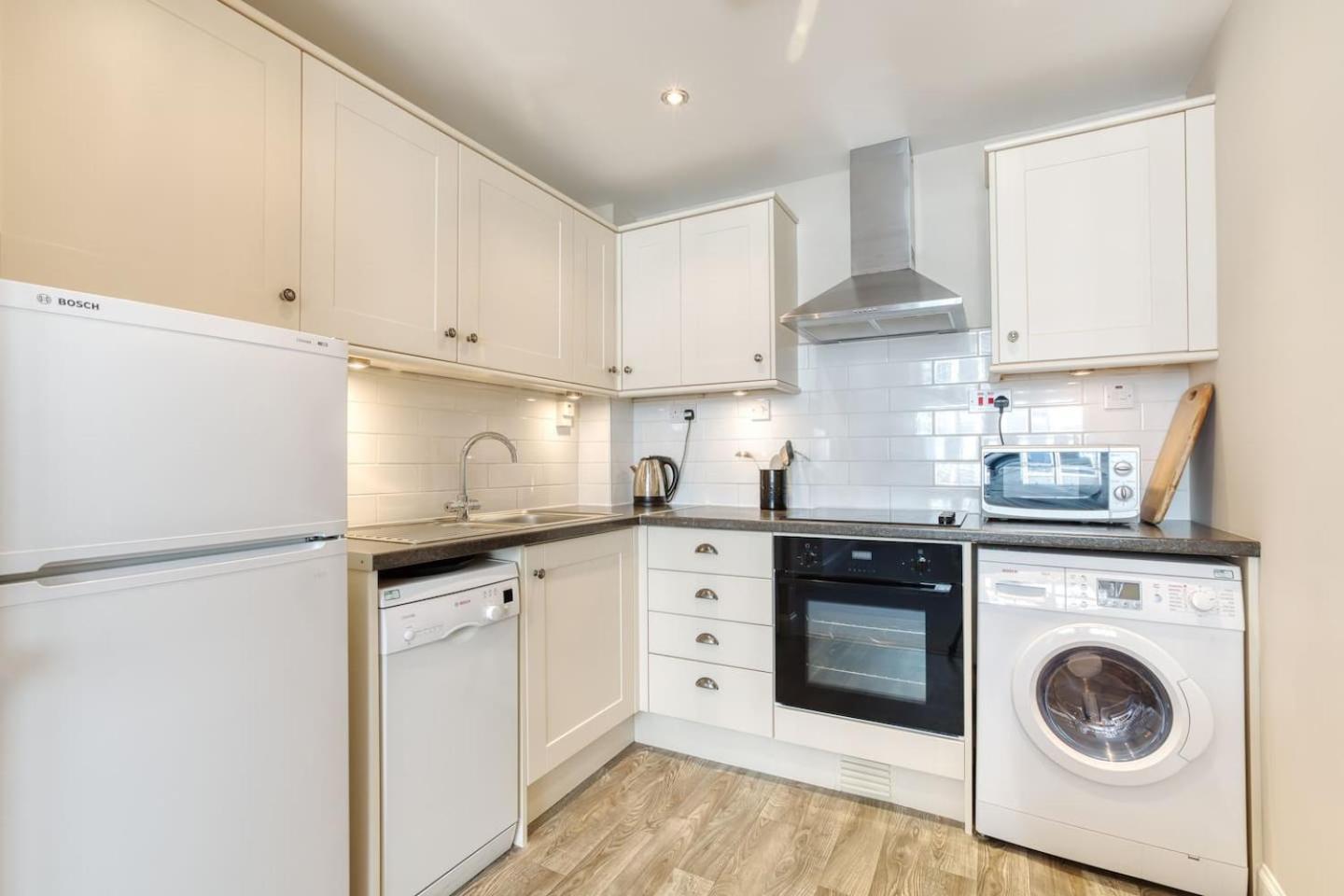 West Port - 2Br In The Heart Of The Old Town Just Off The Grassmarket إدنبرة المظهر الخارجي الصورة