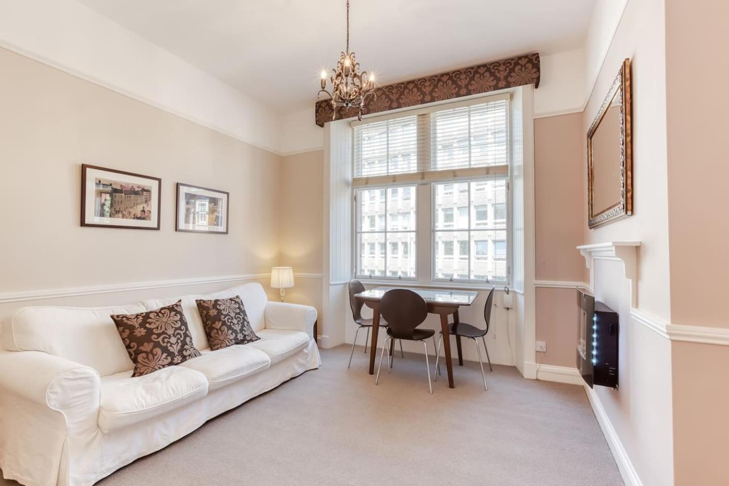West Port - 2Br In The Heart Of The Old Town Just Off The Grassmarket إدنبرة المظهر الخارجي الصورة