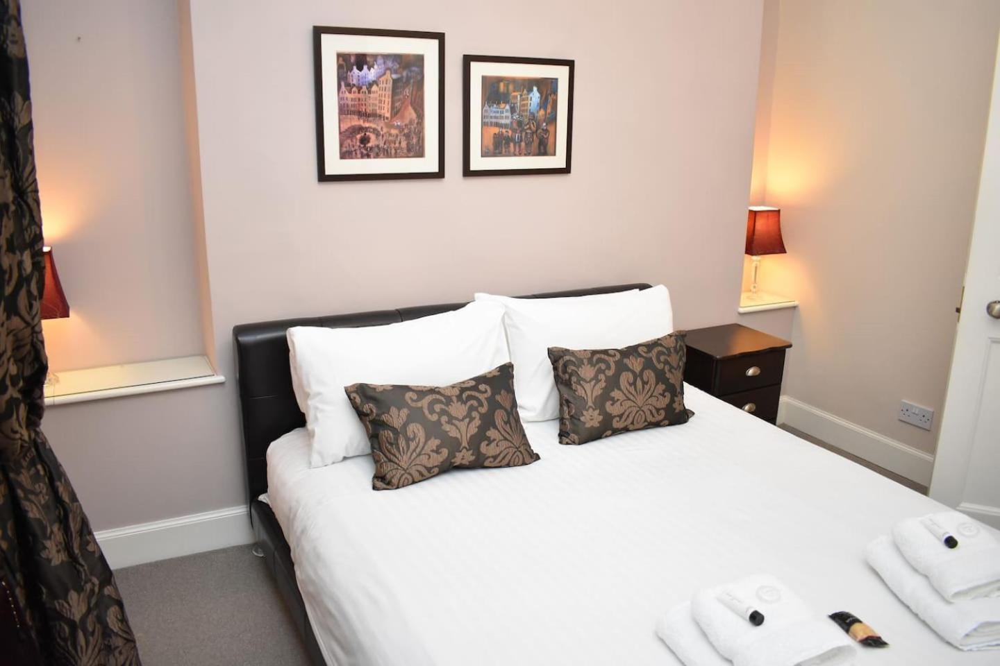 West Port - 2Br In The Heart Of The Old Town Just Off The Grassmarket إدنبرة المظهر الخارجي الصورة