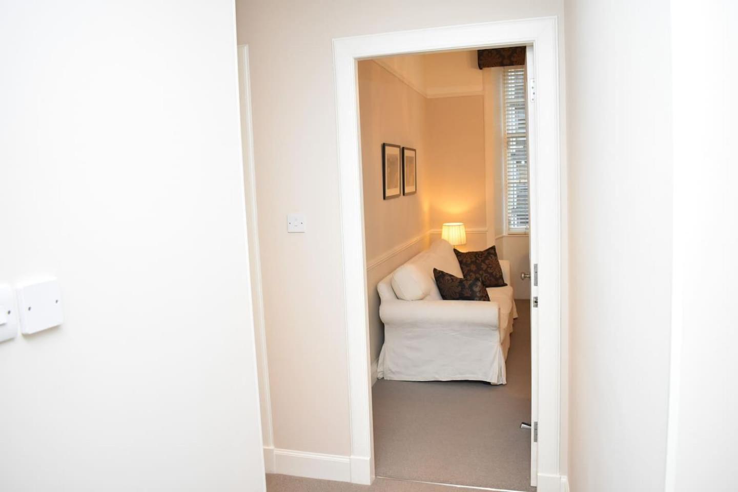 West Port - 2Br In The Heart Of The Old Town Just Off The Grassmarket إدنبرة المظهر الخارجي الصورة